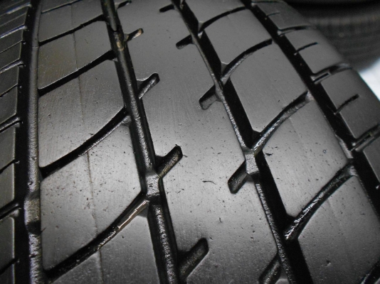 ขายล้อแม็ก Toyota vios 12 ก้าน(รมดำ) ขอบ 15 พร้อมยาง Dunlop ปี 12/เทิร์นได้-ใส่ฟรีค่ะ