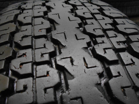 ขายล้อแม็ก ISUZU MU-7 ขอบ 16 พร้อมยางบริดสโตนปลายปี 09/เทิร์นได้-ใส่ฟรีค่ะ