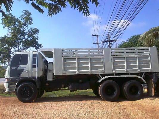 รถสิบล้อ HINO FM 3H รถปี 40 รถสวย มีทะเบียนครบ ราคาต่อรองได้