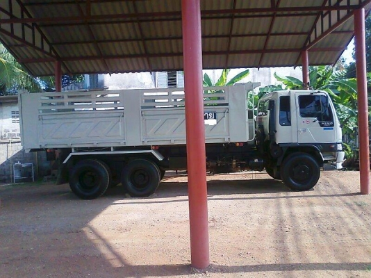 รถสิบล้อ HINO FM 3H รถปี 37 รถสวย มีทะเบียนครบ ราคาต่อรองได้