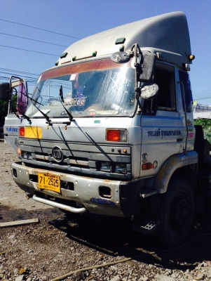 ขายหัวลาก UD CWM 431 ปี42 เหลือแต่หัวครับ 780000 บาท