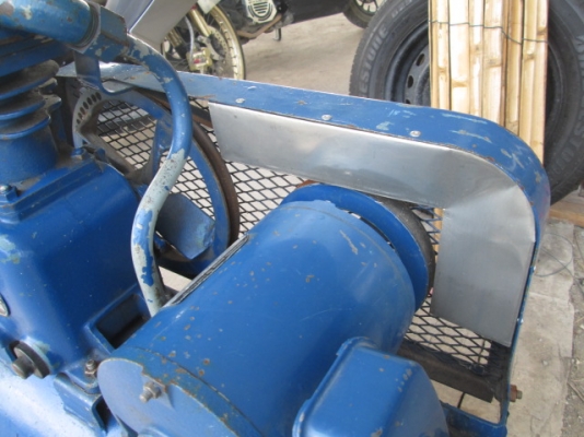 (เปลี่ยนมอเตอร์แล้วครับ) ปั๊มลมลูกสูบ HITACHI (เปลี่ยนมอเตอร์แล้วครับ) ปั๊มลมลูกสูบ HITACHI