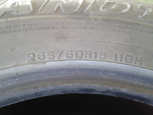 ยางมือสองสภาพดีมาก 265/60R18 Dunlop PT2 ปี12