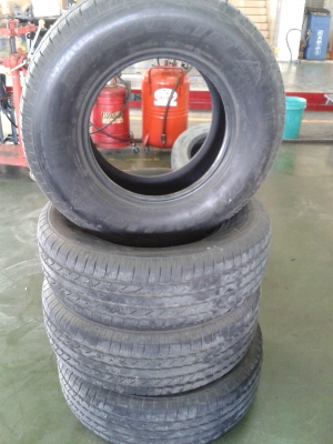 ยางมือสองสภาพดีมาก 265/70R16 Michelin CrossTerrain ปี10 ยางมือสองสภาพดีมาก 265/70R16 Michelin CrossTerrain ปี10