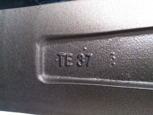 ขายแม็ก TE37 น้ำตาลไหม้  5รู114 พร้อมยาง MAXXIS 225/55R17 ยางปี12 จำนวน 1 ชุด