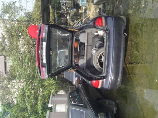 ขายมาสด้าcronos 5ประตูเครื่อง1.8autoติดแก๊สแล้วพร้อมโอน75000บาท