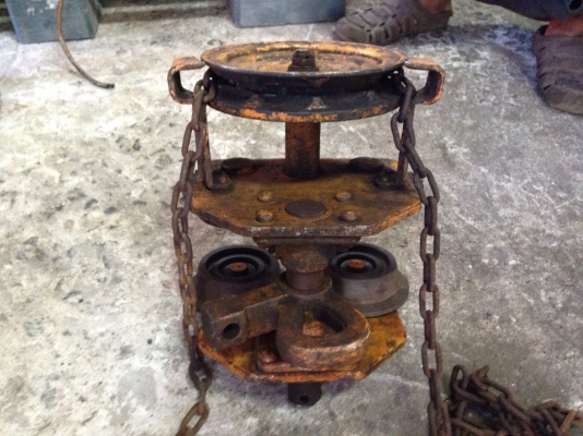 ขายตัวขับเดินรอก ขนาด 2 ตัน Kito สภาพดี มี 2 ตัวครับ ขายตัวขับเดินรอก ขนาด 2 ตัน Kito สภาพดี มี 2 ตัวครับ