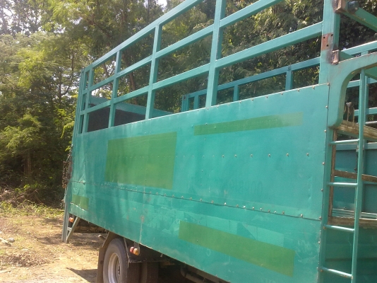 ขายกะบะท้ายลิฟ