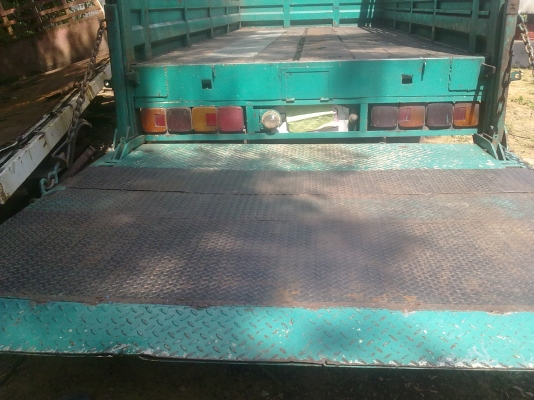 ขายกะบะท้ายลิฟ