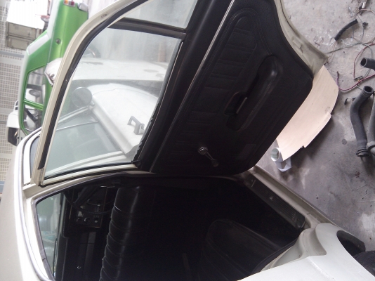 ขายFORD FALCON500เดิมๆไม่มีทะเบียนมีใบซื้อขาย35000บาท ขายFORD FALCON500เดิมๆไม่มีทะเบียนมีใบซื้อขาย35000บาท