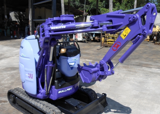 ขายรถขุดขนาดเล็ก KOMUTSU PC10-UU -3 รุ่น3 ใส่ท้ายรถปิคอัพได้