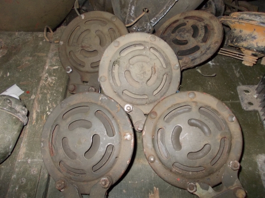 m601 ขายแตร  m151  ใส่ได้กับจี๊ปทุกรุ่น