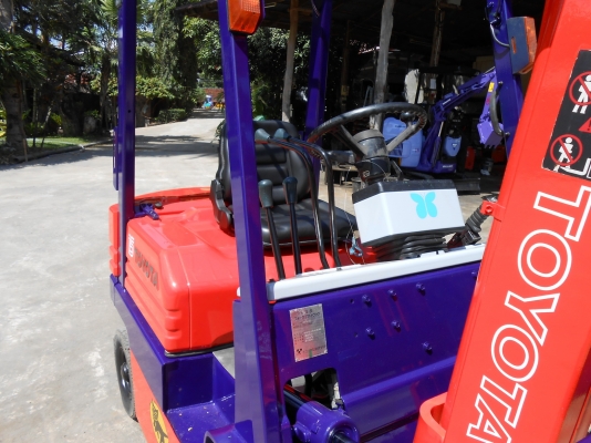 ขายรถยก 1.5 ตัน TOYOTA 5 FG 1รุ่น 5