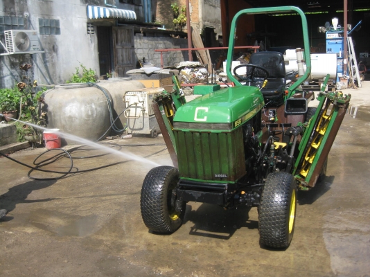 ขายรถตัดหญ้า JOHN DEERE 856 สามแก๊งค์ พร้อมใช้งาน