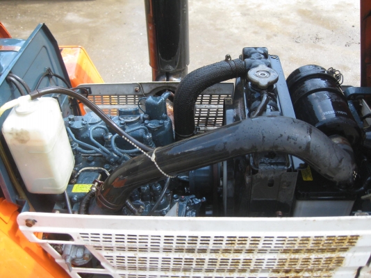 ขายรถไถ KUBOTA B1402 4WD พร้อมใช้งาน ขายรถไถ KUBOTA B1402 4WD พร้อมใช้งาน