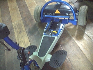 ขายรถวิลแชร์3ล้อไฟฟ้าพับเก็บได้น้ำหนักเบา