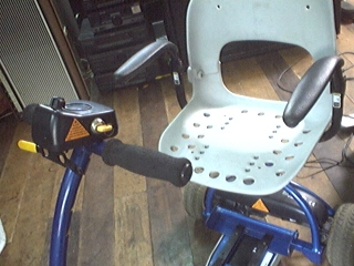 ขายรถวิลแชร์3ล้อไฟฟ้าพับเก็บได้น้ำหนักเบา