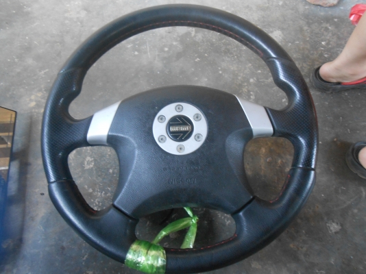 ขายพวงมาลับ MoMo ด้ายแดง เก่าญี่ปุ่น ไม่เคยใช้ในไทย