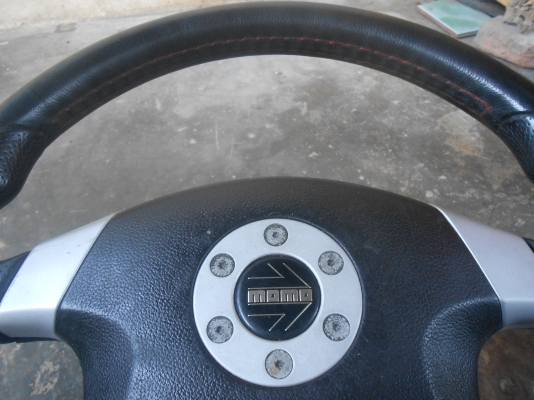 ขายพวงมาลับ MoMo ด้ายแดง เก่าญี่ปุ่น ไม่เคยใช้ในไทย