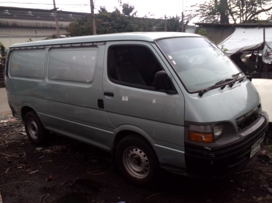 ขายเหมารถตู้2คันพร้อมทะเบียน120000บาทเอาไปเลย