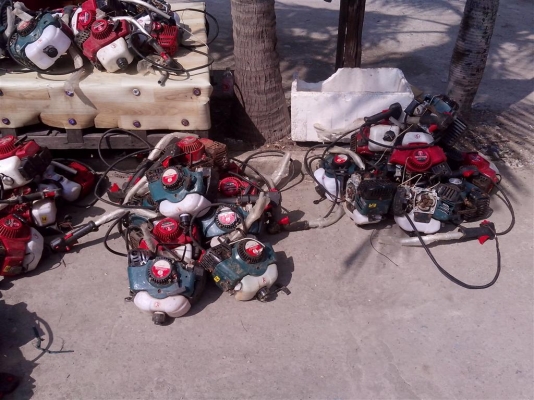 ขายเหมาหมดครับ ไม่เเยก ขายตามสภาพ มาก่อนรับไปครับ ของใหม่ จมน้ำ