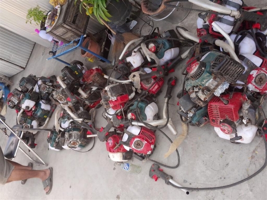 ขายเหมาหมดครับ ไม่เเยก ขายตามสภาพ มาก่อนรับไปครับ ของใหม่ จมน้ำ