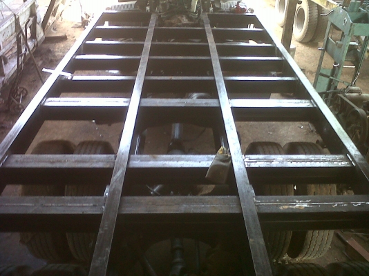 ขายเทเลอร์VOLVO สภาพสวยพร้อมใช้ ติดต่อได้ที่คุณ อ๊อฟ พิจิตร 086-737-9991