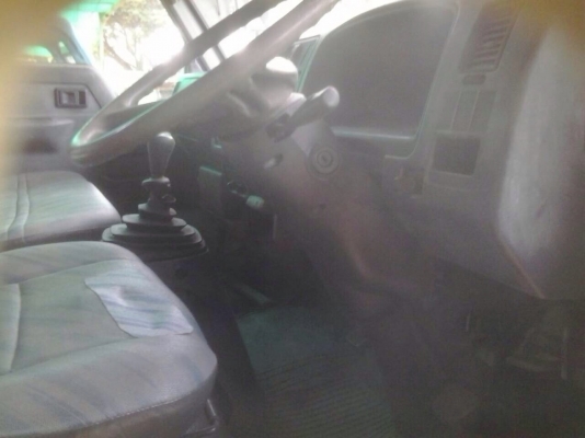 Toyota ไดน่า 6 ล้อใหญ่ 3ใบปัด Toyota ไดน่า 6 ล้อใหญ่ 3ใบปัด