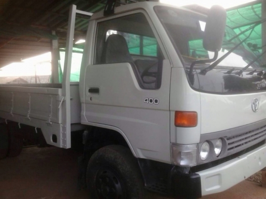 Toyota ไดน่า 6 ล้อใหญ่ 3ใบปัด Toyota ไดน่า 6 ล้อใหญ่ 3ใบปัด