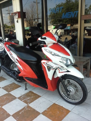 รถสวยนางฟ้าสุดๆ Honda Click 125 i รถปลายปี 2555 รถเพียง 10 เดือนเท่านั้น ขายถูก