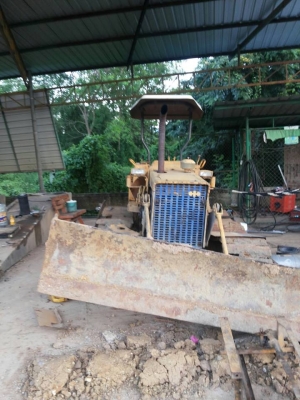 D2-5 KOMUTSU  เอียงใบมีดซ้ายขวา 3 ทิศทาง