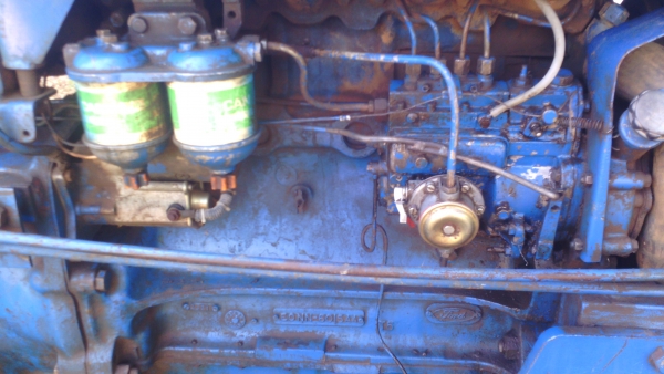 FORD 6610 T6 เอกสารเล่มทะเบียนพร้อมโอน อุปกรณ์2ชุด รถสภาพพร้อมใช้งาน