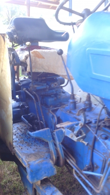 FORD 6610 T6 เอกสารเล่มทะเบียนพร้อมโอน อุปกรณ์2ชุด รถสภาพพร้อมใช้งาน