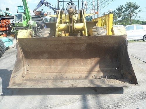 ขายรถตักล้อยาง TCM