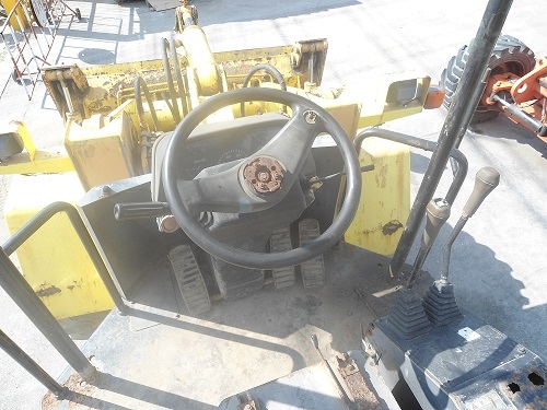 ขายรถตักล้อยาง TCM