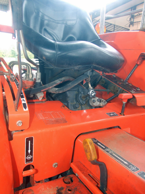 ขายรถไถคูโบต้า4WDอุปกรณ์ครบชุดใช้งานได้เลย(มีฝานครบชุด)ราคา336,000 บาท