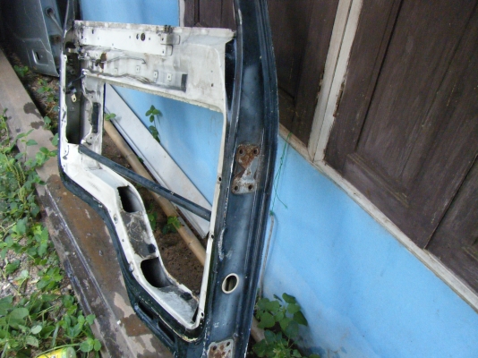 ประตูอีซูซุร๊อคกี้10ล้อ(ได้รับความไว้วางใจจาก เสี่ยพนัสร้อยเอ็ดขอบคุณครับ)ส่งให้แล้วครับ