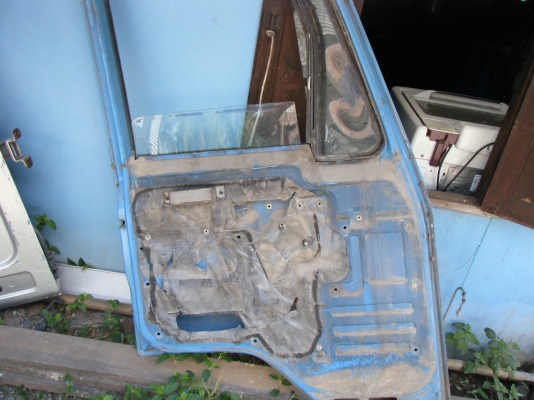 ประตูอีซูซุร๊อคกี้10ล้อ(ได้รับความไว้วางใจจาก เสี่ยพนัสร้อยเอ็ดขอบคุณครับ)ส่งให้แล้วครับ