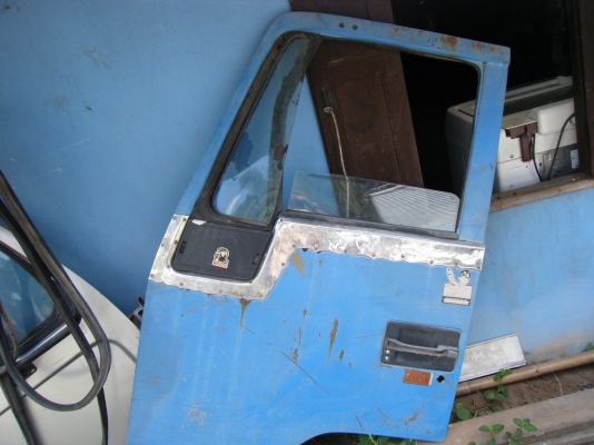 ประตูอีซูซุร๊อคกี้10ล้อ(ได้รับความไว้วางใจจาก เสี่ยพนัสร้อยเอ็ดขอบคุณครับ)ส่งให้แล้วครับ