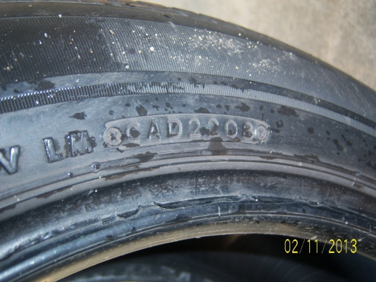 ขายยาง บริสโตน  215 55 17