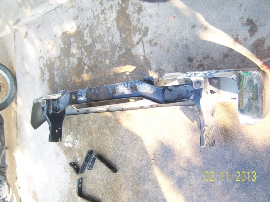 กันชนท้าย นาวาร่า ของเดิมติดรถ