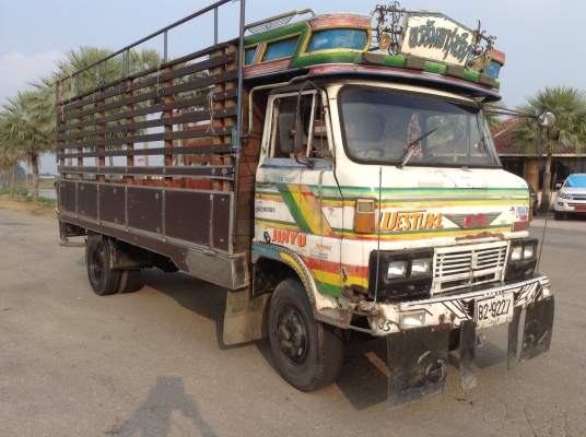 ขายHINO KM350 เครื่อง110 แรงม้า กระบะไม้ยาว 5.50 เมตร เกียรดี เฟืองท้ายใหญ่ ซัซซีสวย เครื่องกำลังดี ขับดี ใช้งานอยู่ปรกติ ขาย 175,000 บาท ขายHINO KM350 เครื่อง110 แรงม้า กระบะไม้ยาว 5.50 เมตร เกียรดี เฟืองท้ายใหญ่ ซัซซีสวย เครื่องกำลังดี ขับดี ใช้งานอยู่ปรกติ ขาย 175,000 บาท