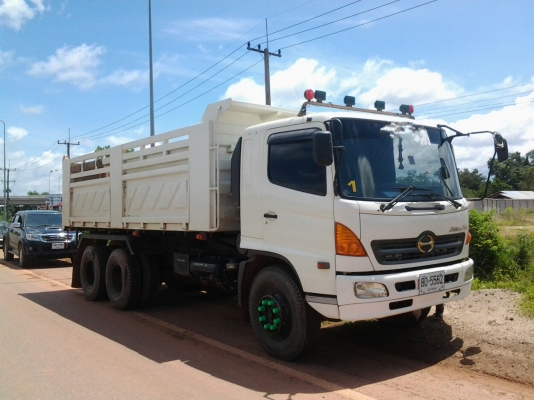 HINO MEGA FM1JNRD เครื่อง JO8C 245 แรง ดั้มสามมิตร 2เพลาห้างแท้ รถใช้งานรักษามาก เฝ่มพร้อมโอน