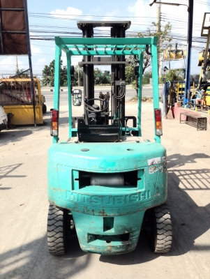 ***ขายรถยก***MITSUBISHI FD20 เสา6เมตร ราคาเบาๆ สนติดต่อ083-062-0223