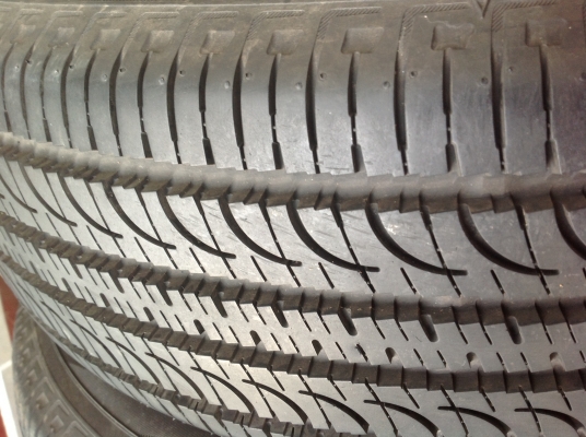 ยางใหม่มือสอง 17/65/255 yoko