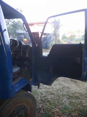 รถแท้ห้างๆหกล้อไดน่า  115 แรงติดเครนทานาโด2.9 ตันรถสวยแจ่มๆ