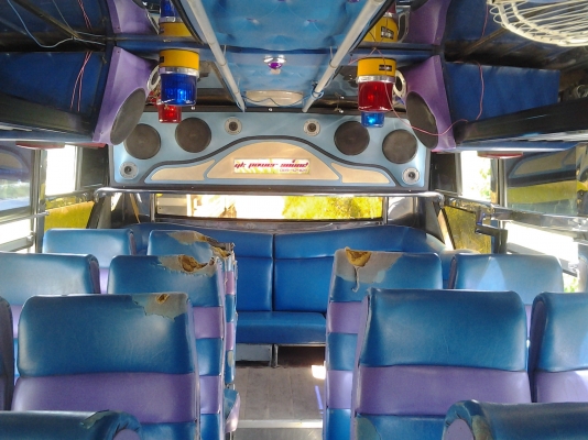 ขายรถบัสสามเสา 12 เมตร ขายรถบัสสามเสา 12 เมตร