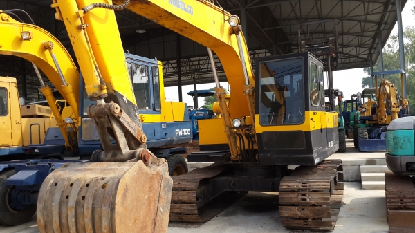 ขาย KOBELCO sk125-1  ราคา 520,000 โทร 081-8507085 (เอ)