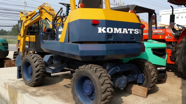 ขาย KOMATSU PC 20 -1 ราคา 390,000  โทร 081-8507085 (เอ)