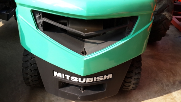 FORKLIFT - MITSUBISHI GRENDIA เสาสูง 3.5 เมตร ขนาด 2.5 ตัน เกียร์ออโต้ ราคา 390,000  โทร 081-8507085 (เอ)